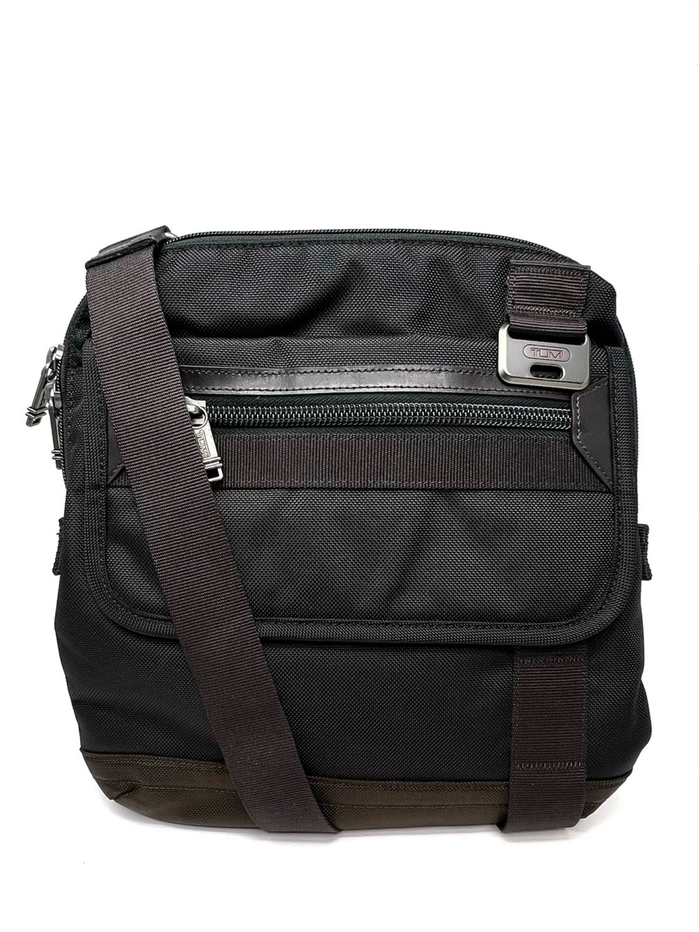 Tumi Eastern Zip Top Flap Crossbody Hickory Brown Nylon Messenger Bag Like New